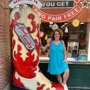 Meet your Posher, Sara